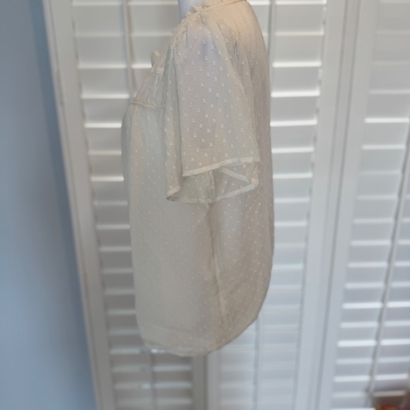 Loft Ruffle Neckline Short Sleeve Blouse Women Size Small White - Picture 10 of 14